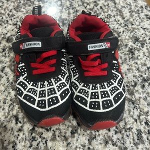 Toddler Boy Size 12 Light Up Spider-Man Sneaker